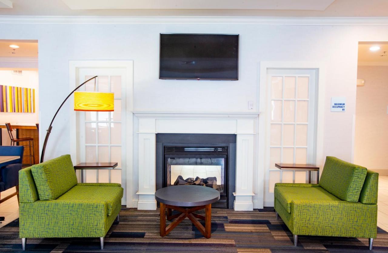 Holiday Inn Express Hotel & Suites Bethlehem Airport/Allentown Area By Ihg Zewnętrze zdjęcie